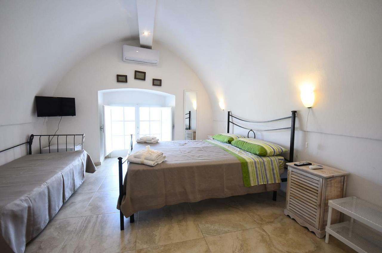 Ravenna Apartments กัลลีโปลี ภายนอก รูปภาพ