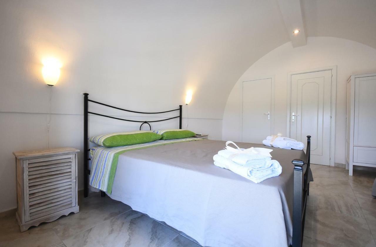 Ravenna Apartments กัลลีโปลี ภายนอก รูปภาพ