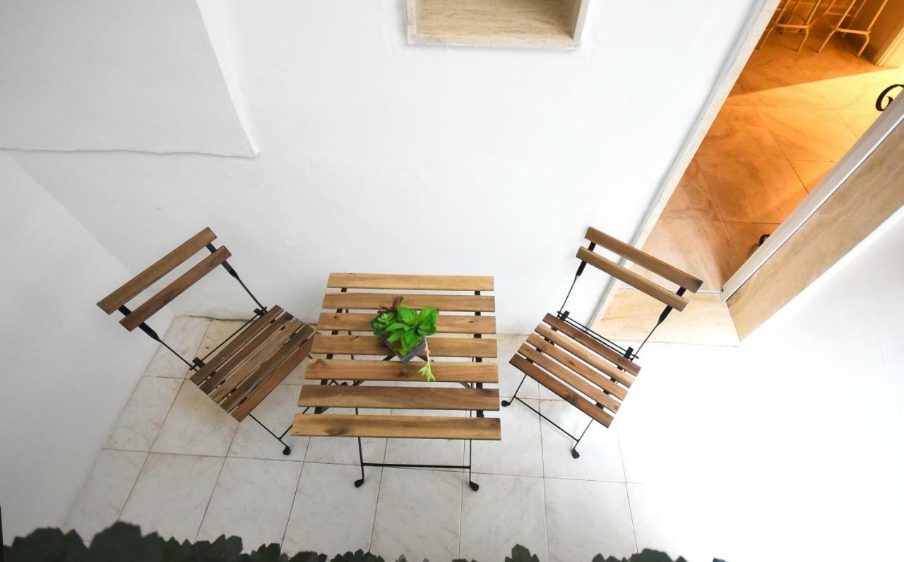 Ravenna Apartments กัลลีโปลี ภายนอก รูปภาพ