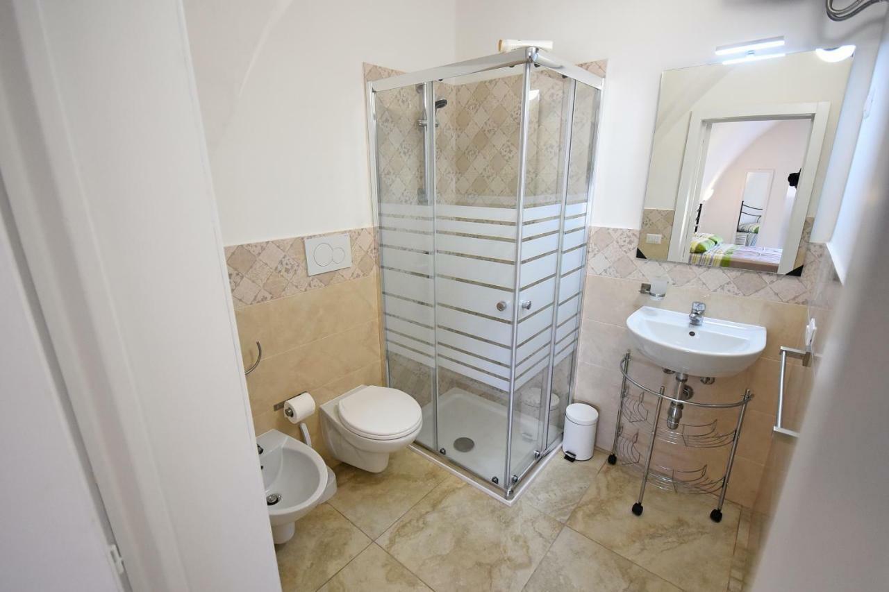 Ravenna Apartments กัลลีโปลี ภายนอก รูปภาพ