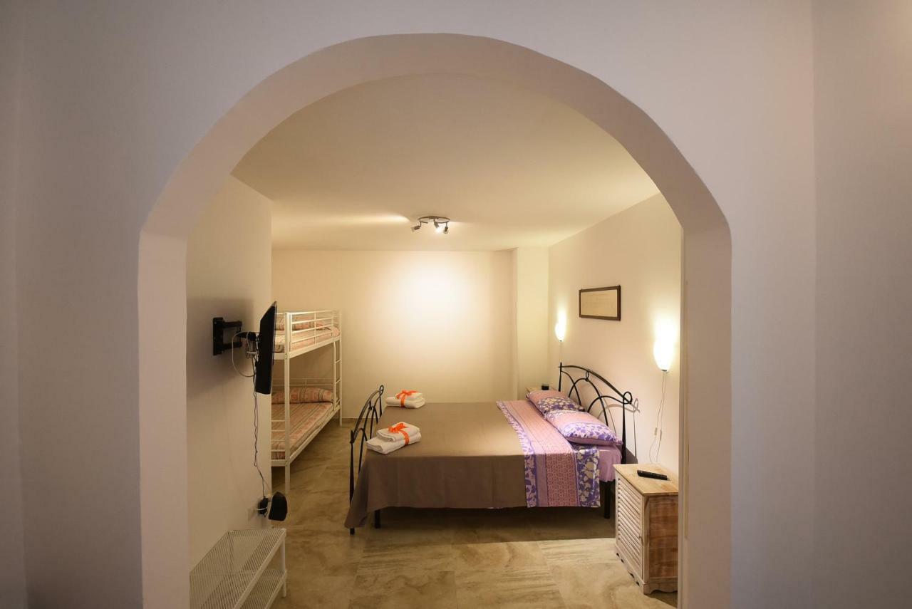 Ravenna Apartments กัลลีโปลี ภายนอก รูปภาพ