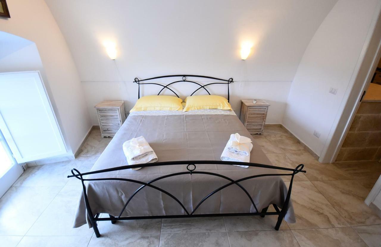 Ravenna Apartments กัลลีโปลี ภายนอก รูปภาพ