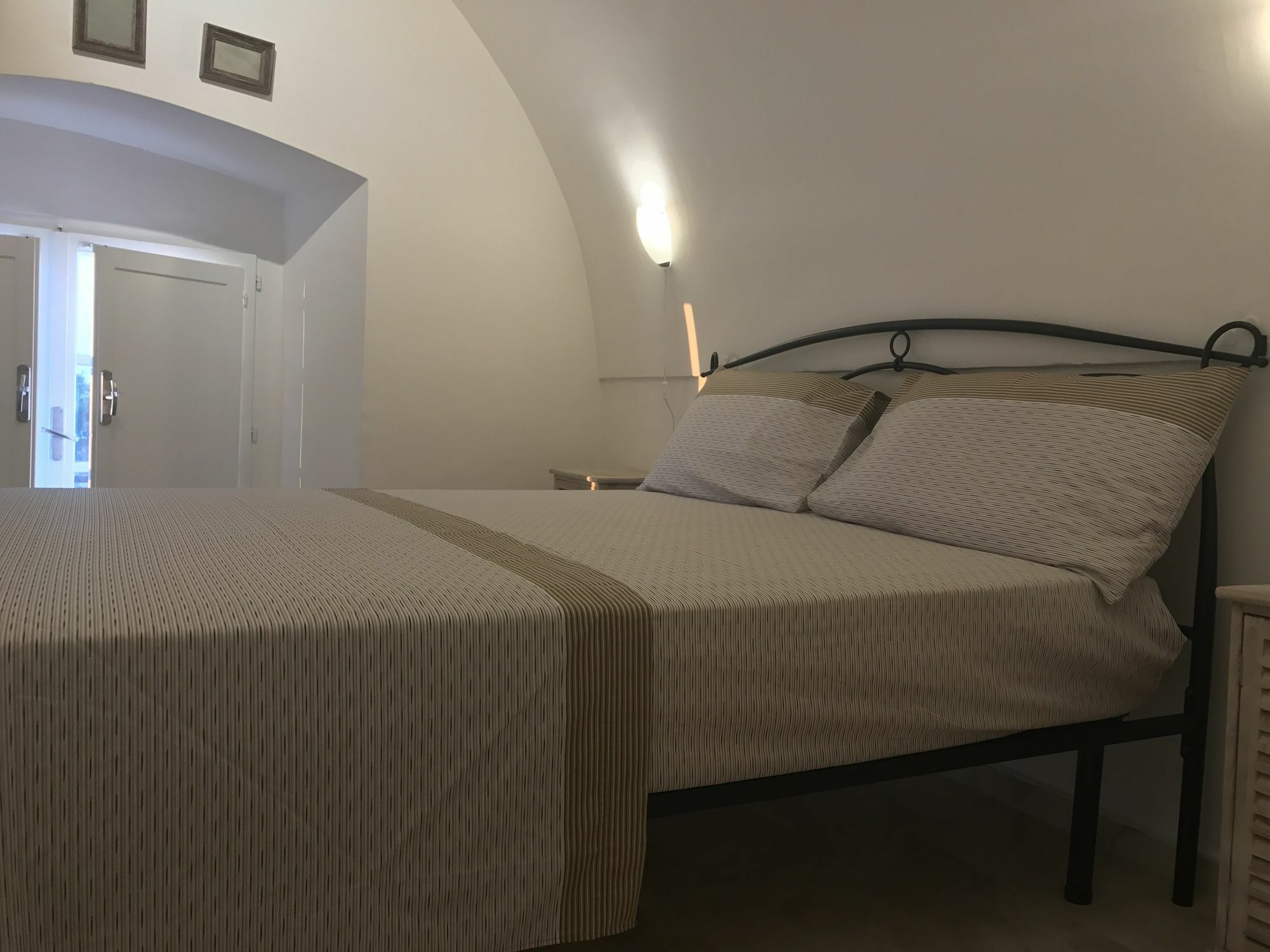 Ravenna Apartments กัลลีโปลี ภายนอก รูปภาพ